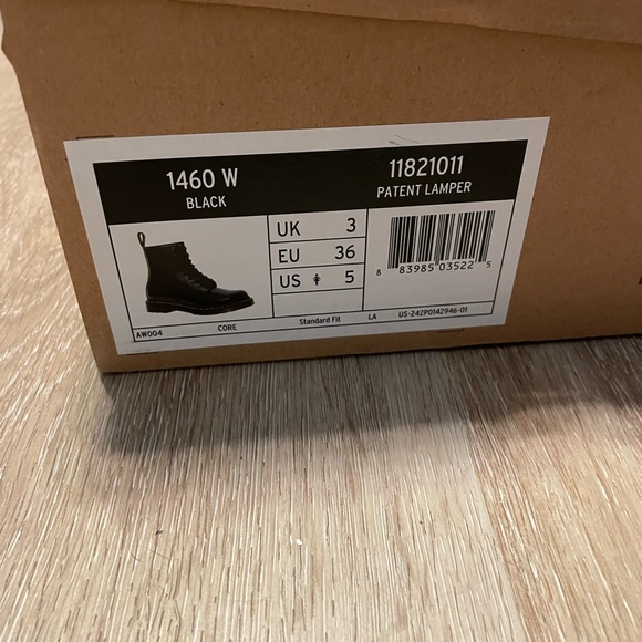 Size 5 Dr.Martens - Picture 5 of 5